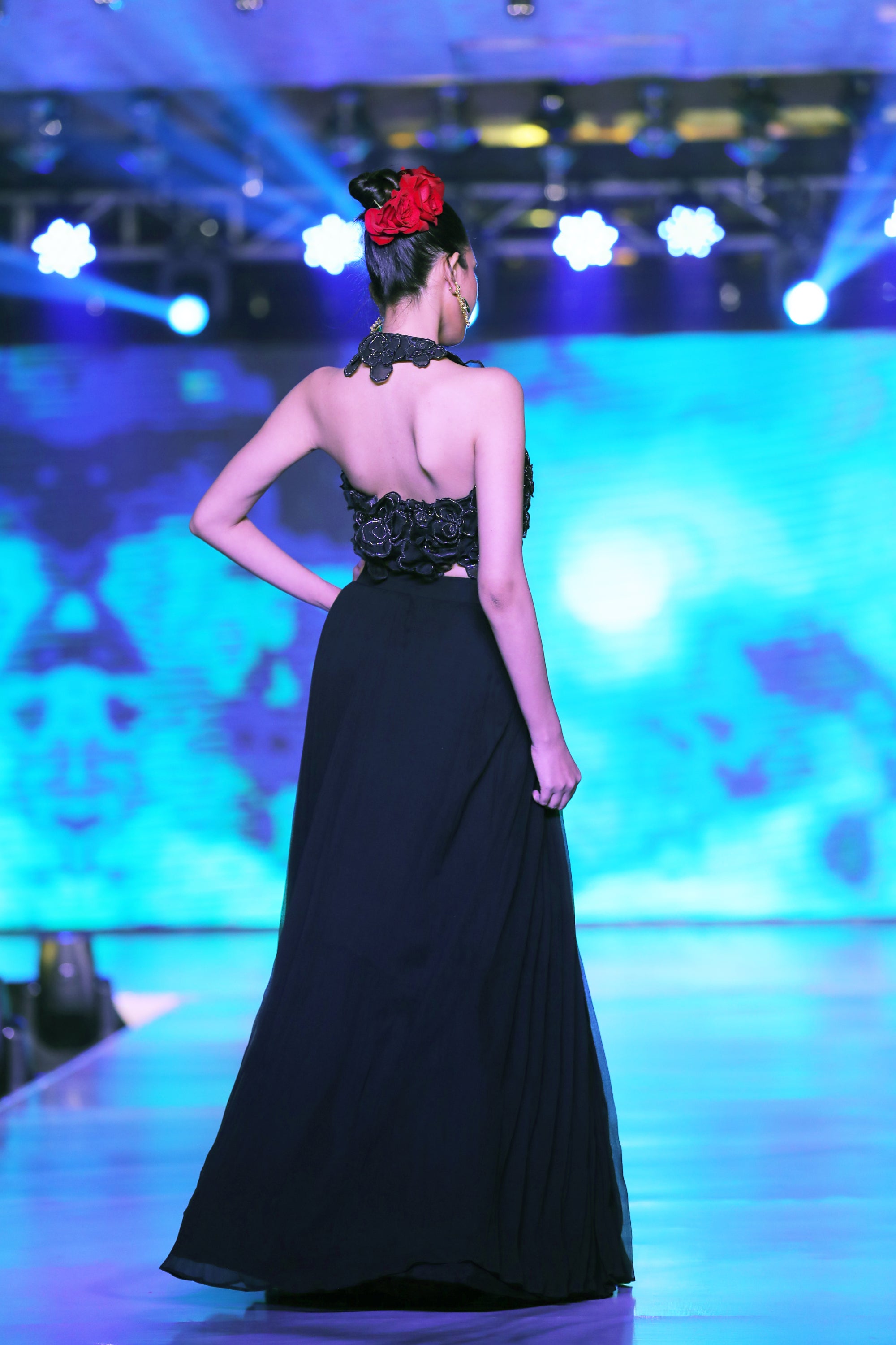 3D Applique Halter Blouse & Knife Pleated Skirt (with can-can)