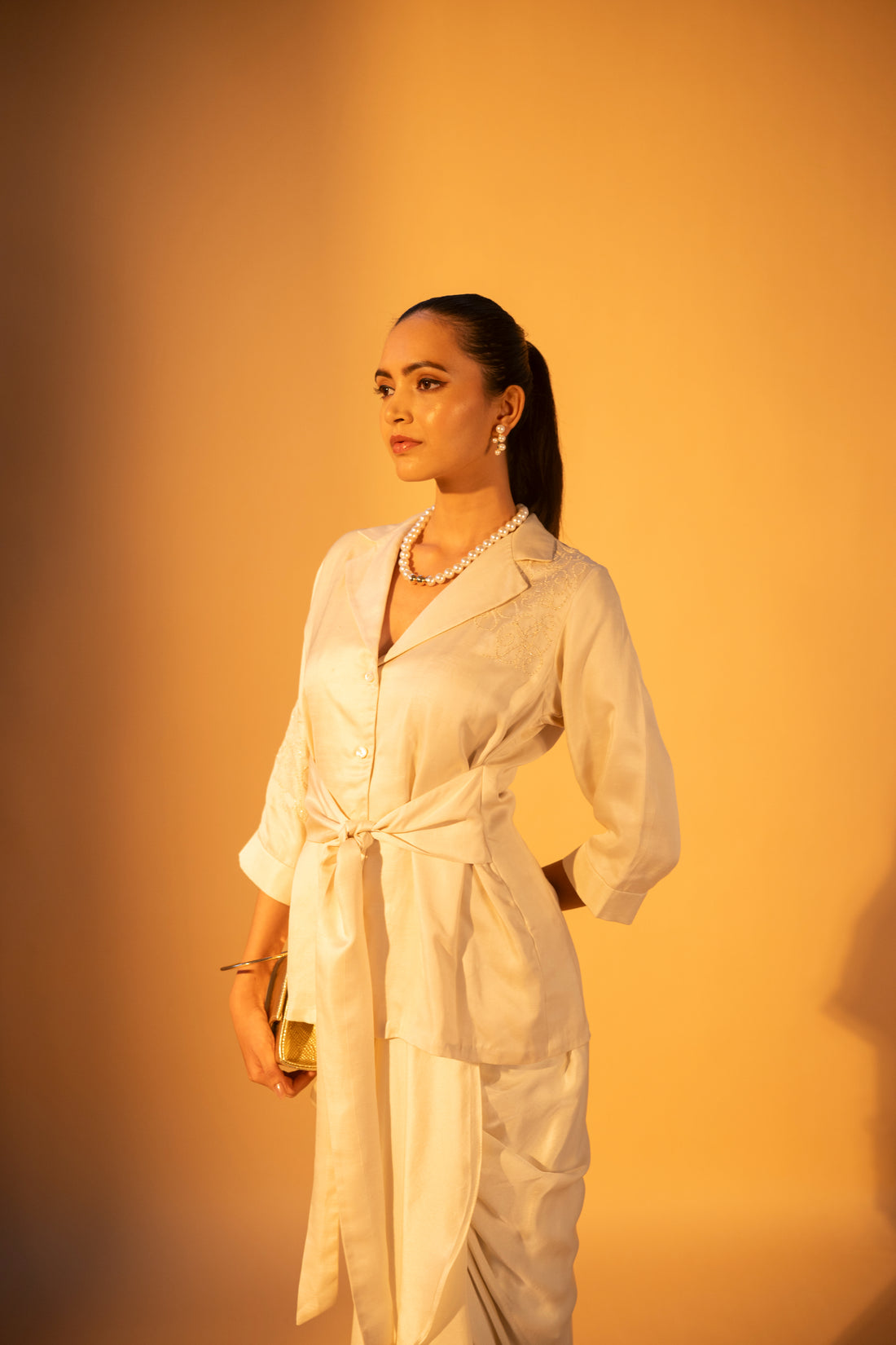 OBI Tie-Up Shirt & Overlap Pleated Skirt