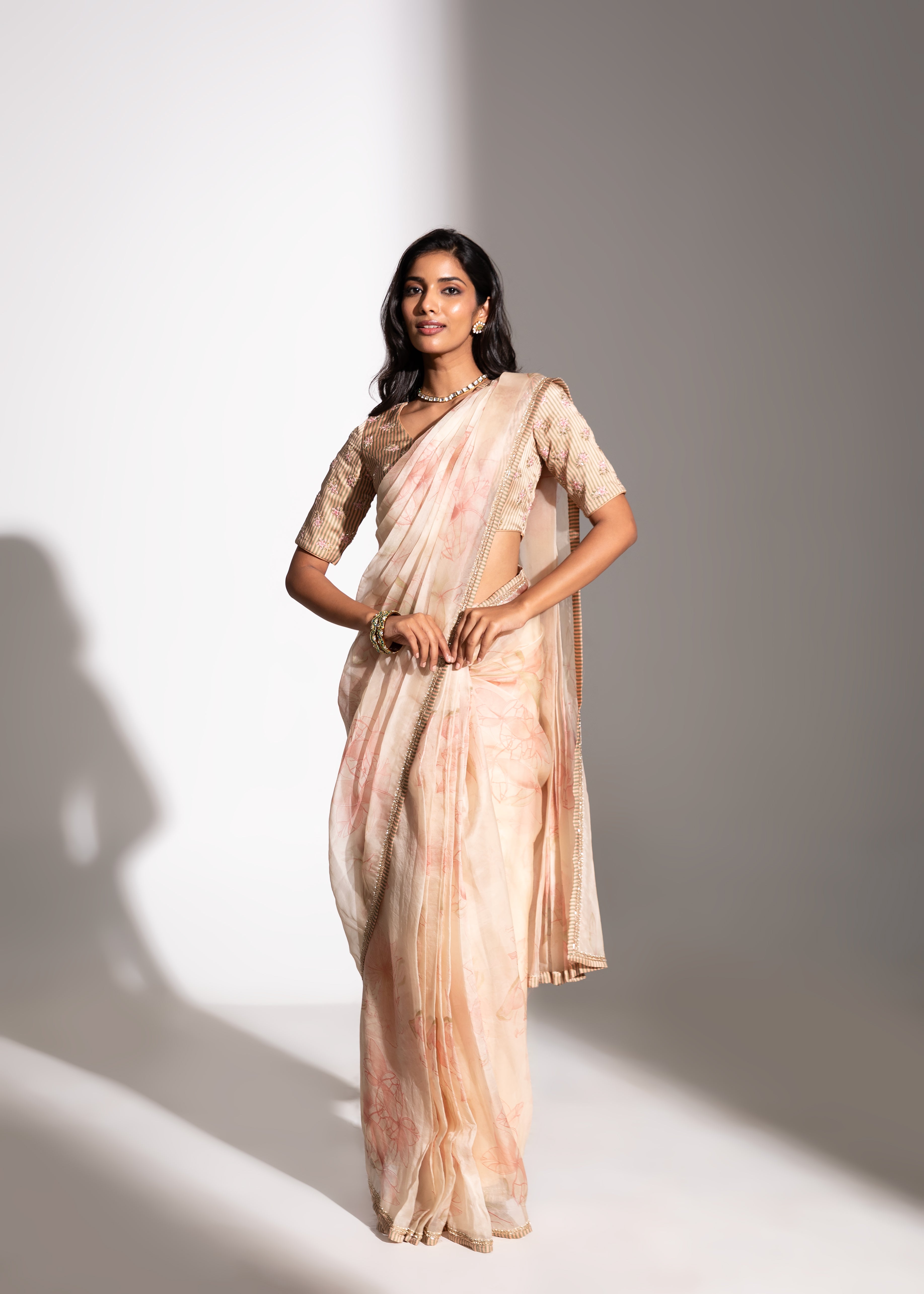 HASU Printed Saree & Striped Butti Blouse Set