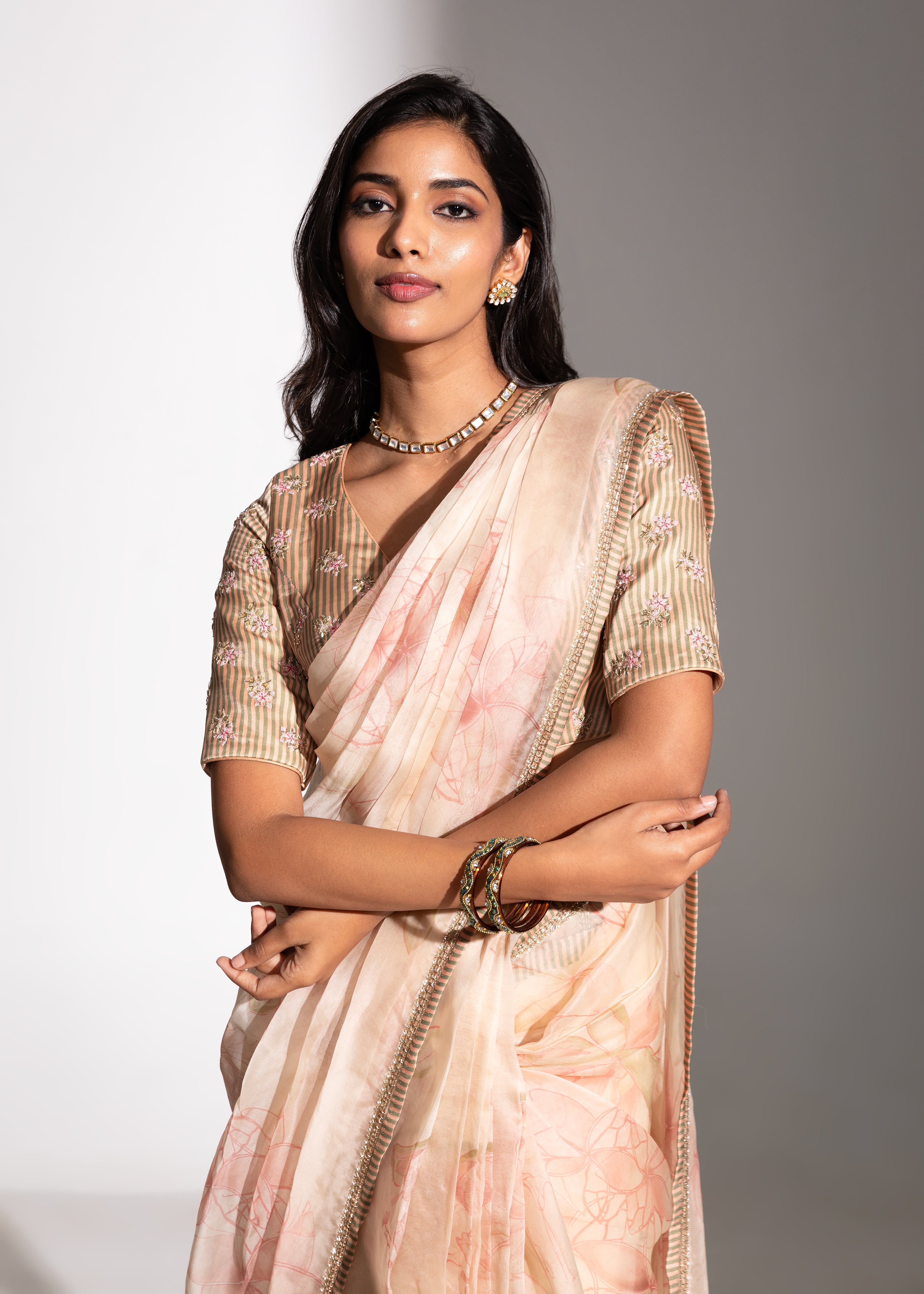 HASU Printed Saree & Striped Butti Blouse Set